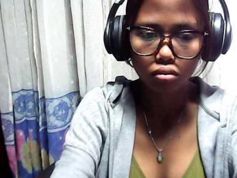 Natalie-Luxa webcam model stream image