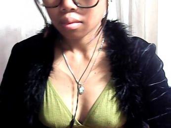Natalie-Luxa webcam model stream image