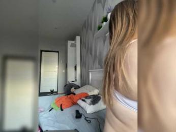 -Tiki-Riki- bongacams stream image