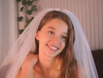 little_poetry chaturbate stream image, 20.05.2025 16:00