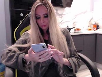 blondalina bongacams stream image