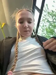 bambi_lu stripchat stream image, 21.05.2025 17:00