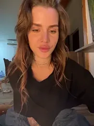 EmiliaCatalina stripchat stream image, 23.05.2025 23:30