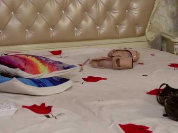 CarmellaAngel bongacams stream image, 24.05.2025 09:10