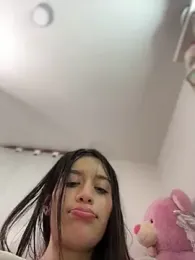 Emmily_19 stripchat stream image, 27.05.2025 03:40