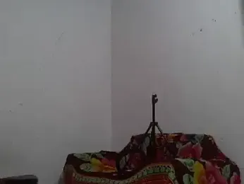 thasmyni stripchat stream image