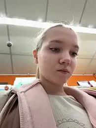 bambi_lu stripchat stream image, 02.06.2025 17:00