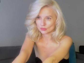 -Molly- bongacams stream image, 03.06.2025 18:20