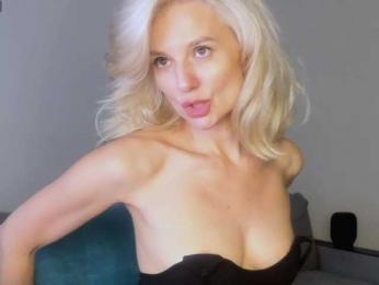 -Molly- bongacams stream image, 03.06.2025 18:20