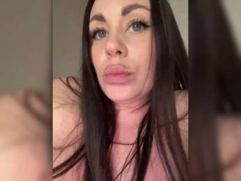 -Hennessy- bongacams stream image