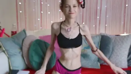 KittyRaine stripchat stream image