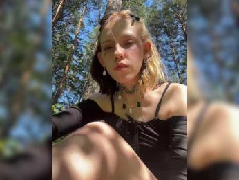 Molly-and-Ewa bongacams stream image, 17.06.2025 06:50