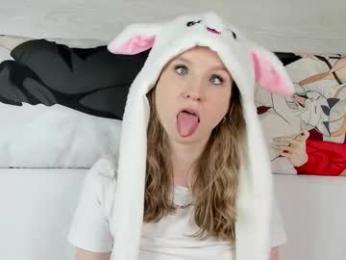 b4by_emilia chaturbate stream image, 18.06.2025 05:00