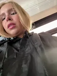 Liza_risky stripchat stream image, 19.06.2025 08:30