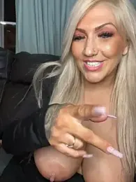 LittleMissEeve stripchat stream image, 21.06.2025 00:50
