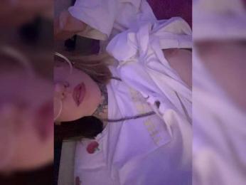 Molly-and-Ewa bongacams stream image, 21.06.2025 14:40