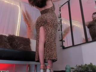 zoe-cruz21 camsoda stream image, 25.06.2025 12:20