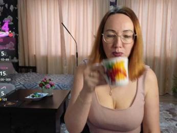 Pink-Lips bongacams stream image