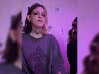 Molly-and-Ewa bongacams stream image, 27.06.2025 12:10