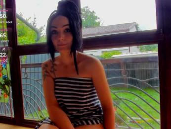 Moona-One bongacams stream image, 28.06.2025 08:00