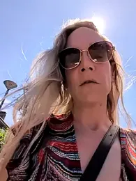 NaomiAndFriends stripchat stream image