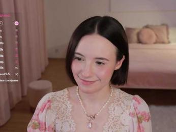 MissEssie bongacams stream image