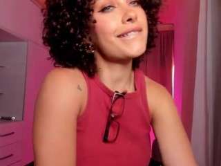 dani-moore camsoda stream image