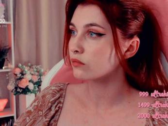 HoneyCherry bongacams stream image