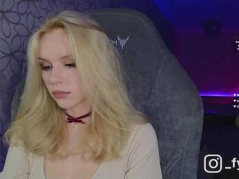 fymryn bongacams stream image