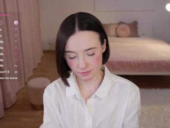 MissEssie bongacams stream image