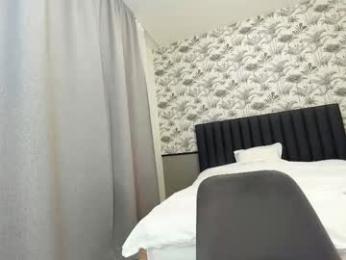 ehotlovea chaturbate stream image, 12.02.2025 00:30