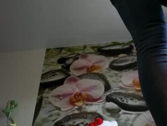 jennycutey chaturbate stream image, 17.07.2025 04:20