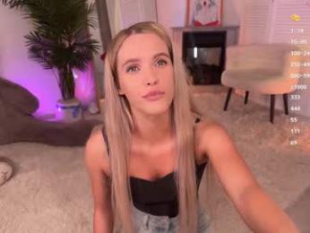 blush_mikki chaturbate stream image