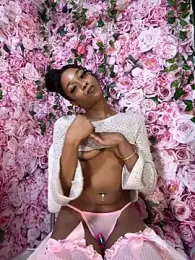 mismialove stripchat stream image, 24.07.2025 05:20
