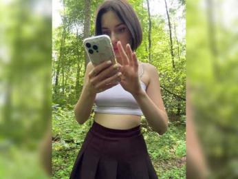BabyDarii bongacams stream image, 24.07.2025 08:00