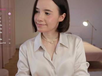 MissEssie bongacams stream image