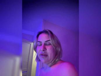 ParaLoveLove bongacams stream image, 13.02.2025 01:00