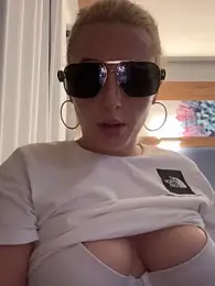 Strongqueen stripchat stream image, 27.07.2025 19:00
