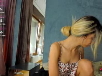 sassyt33n chaturbate stream image