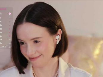 MissEssie bongacams stream image