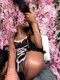mismialove stripchat stream image, 10.08.2025 05:20