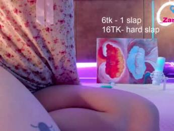 honey_pinkgreen chaturbate stream image