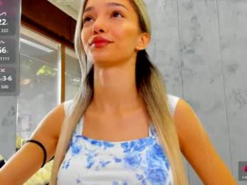 sassyt33n chaturbate stream image