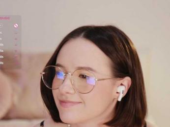 MissEssie bongacams stream image