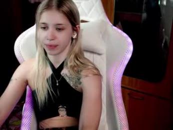 ho1yh01e chaturbate stream image, 12.08.2025 19:00