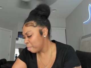 siennadivyne camsoda stream image, 17.08.2025 17:30