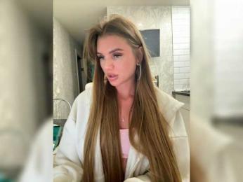 SweetyMia bongacams stream image