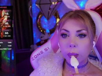 Cool-Baby bongacams stream image, 19.08.2025 18:00