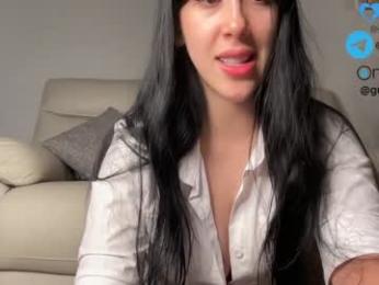 _gummies15 chaturbate stream image, 20.08.2025 01:50