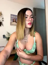 Your_Honeey stripchat stream image